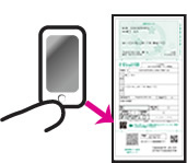 ＱＲコードをスマートフォンで撮影しています